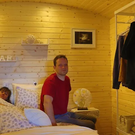 Oda ve Kahvaltı L' Instant Ch' 3*